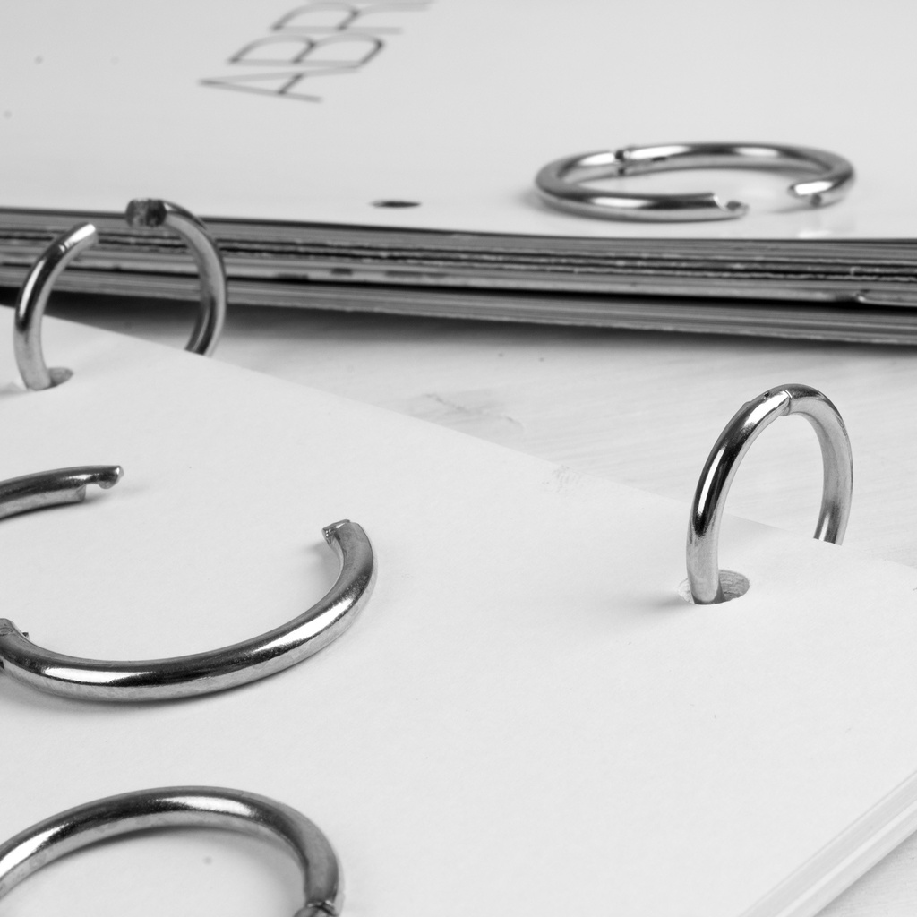 ANILLAS APLI 00453 32 MM METALICAS 20 UN