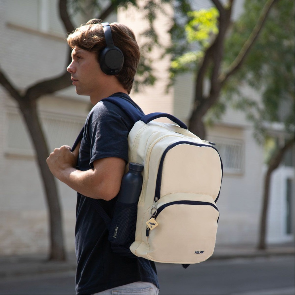 MOCHILA MILAN 624604SNCBG ESCOLAR CAP. 25L S.1918 BEIGE