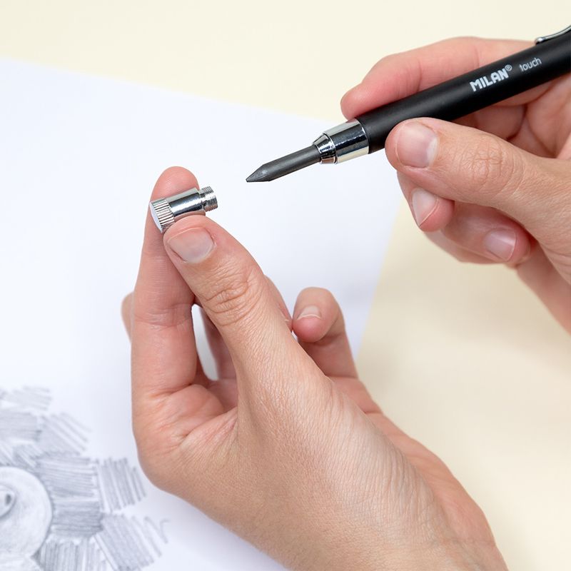 PORTAMINAS MILAN 535206 5,2mm. NEGRO