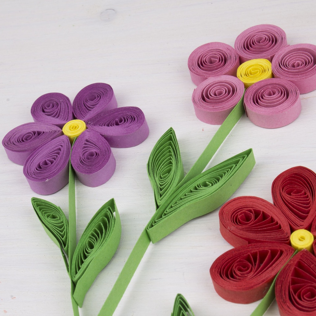 PAPEL APLI 14789 QUILLING TONOS ROSA 120 TIRAS