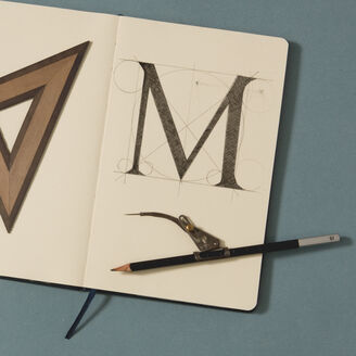 CUADERNO MOLESKINE 0011504 ARTQP063 BOCETOS NEGRO L 13x21 CM